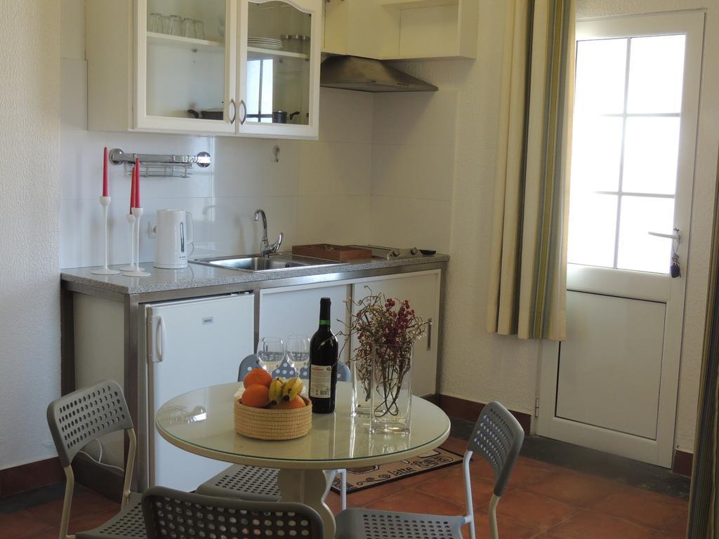Studio Flat With Pool Funchal  Phòng bức ảnh